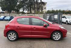 Peugeot 207 1.6 HDI / 110 CH / DISTRIBUTION ET EMBRAYAGE  FAIT / 