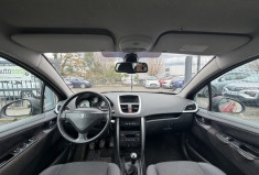 Peugeot 207 1.6 HDI / 110 CH / DISTRIBUTION ET EMBRAYAGE  FAIT / 