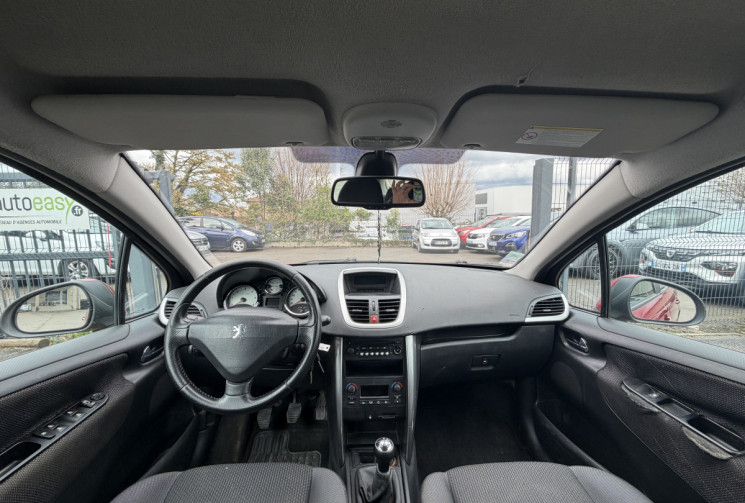 Peugeot 207 1.6 HDI / 110 CH / DISTRIBUTION ET EMBRAYAGE  FAIT / 