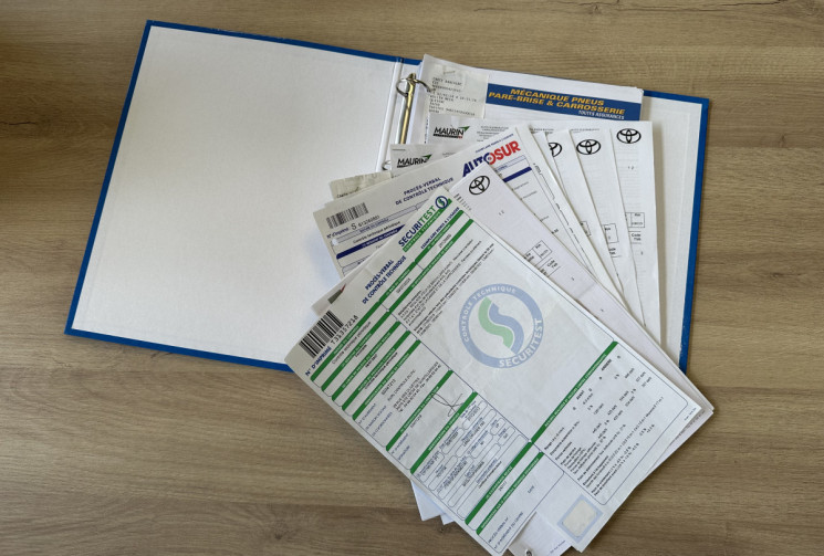 Toyota Land Cruiser 60Th 3.0 D-4D 190 Légende Prado / Attelage / Entretien Toyota (KDJ 150)