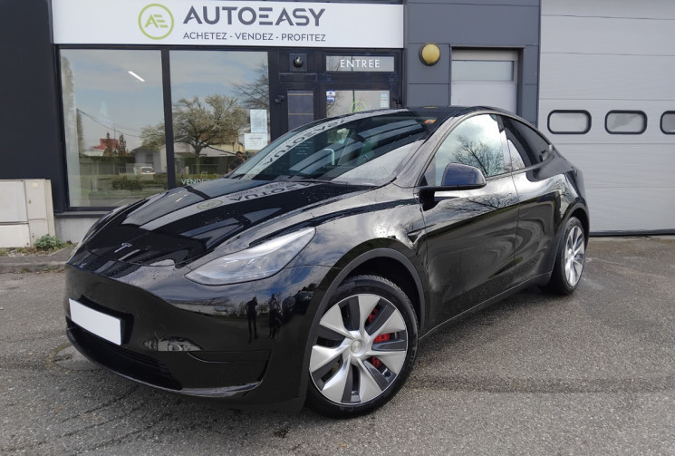 Tesla Model Y STANDARD RWD 