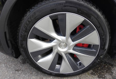 Tesla Model Y STANDARD RWD 