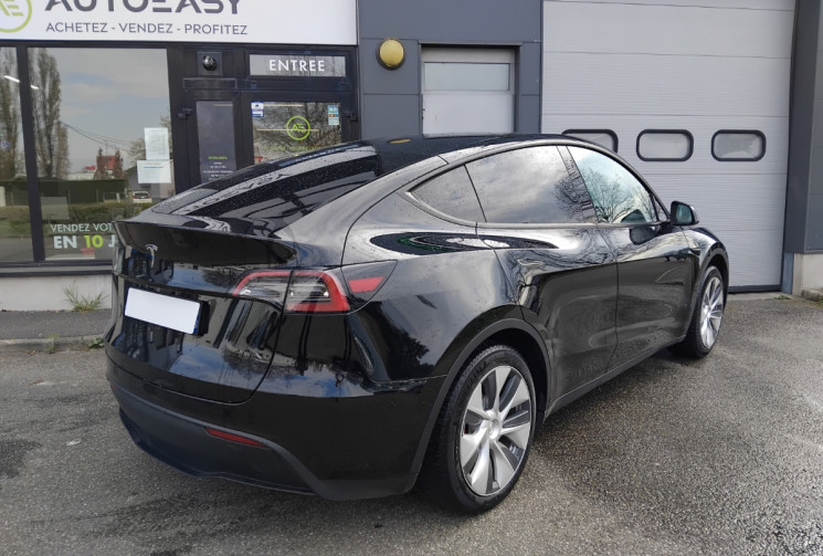 Tesla Model Y STANDARD RWD - Première Main 