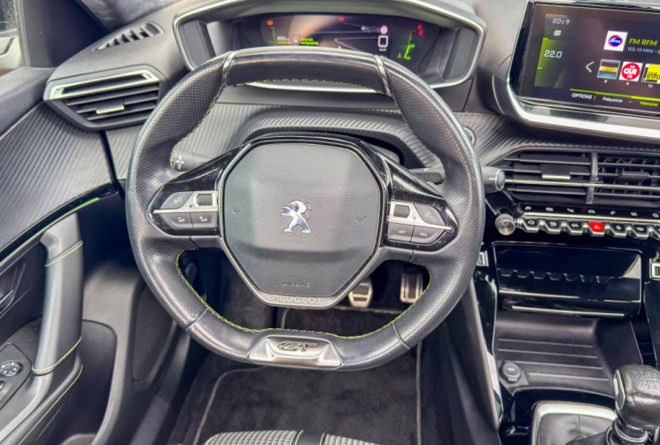 Peugeot 2008 1.5 BlueHDi 102 cv GT-Line Focal Toit ouvrant LED Angle Mort 