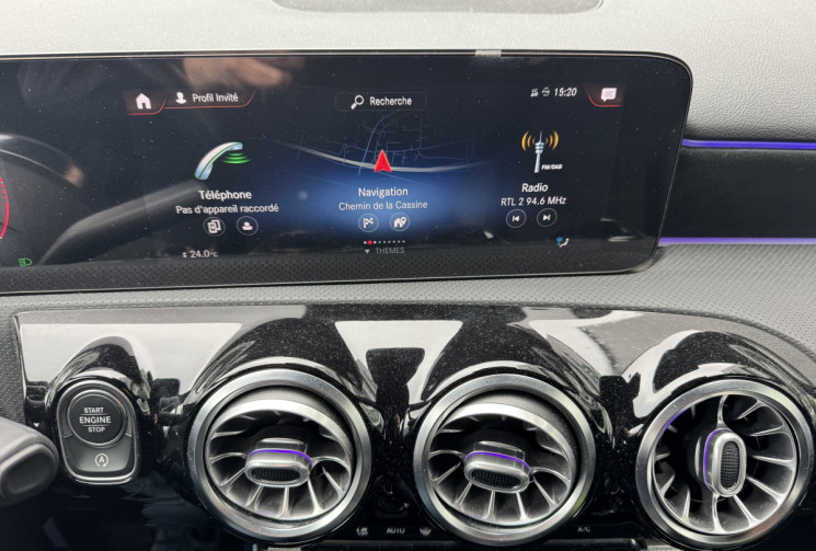 Mercedes Classe A 200 d 150 AMG Line 8G DCT 8 - Toit Pano - Suivi complet