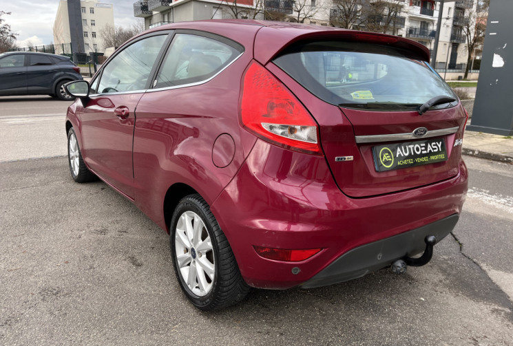 Ford Fiesta VI 3 portes 1.4 TDCi 68 cv