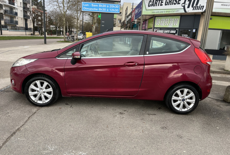 Ford Fiesta VI 3 portes 1.4 TDCi 68 cv