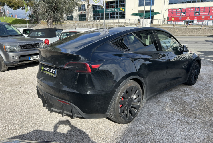 Tesla Model Y 534 Ch PERFORMANCE AWD 75 KWH * FSD (CONDUITE ENTIEREMENT AUTONOME) *