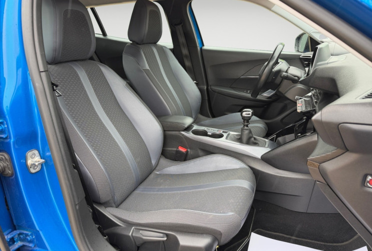 Peugeot 2008 1.2 ALLURE 100 BVM6 / CAMERA DE RECUL / CARPLAY 