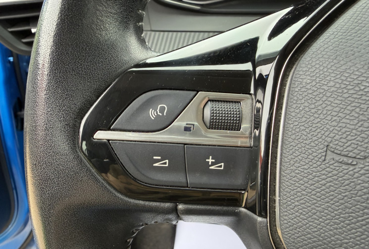 Peugeot 2008 1.2 PURETECH 100 BVM6 ALLURE