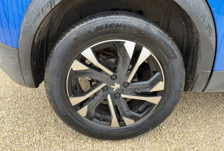 Peugeot 2008 1.2 PURETECH 100 BVM6 ALLURE