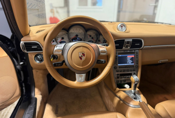 Porsche 911 (997) Carrera 4S 3.8 PACK X51 381 ch Tiptronic intérieur cuir beige
