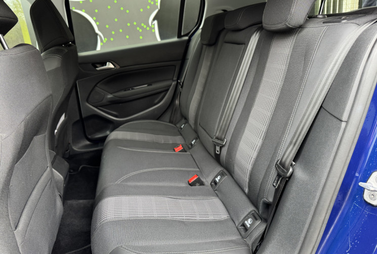 Peugeot 308 1.2 THP 130 ALLURE * GPS * CARPLAY * CAMERA * LED * DISTRI OK 12/2025