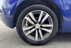 Peugeot 308 1.2 THP 130 ALLURE * GPS * CARPLAY * CAMERA * LED * DISTRI OK 12/2025