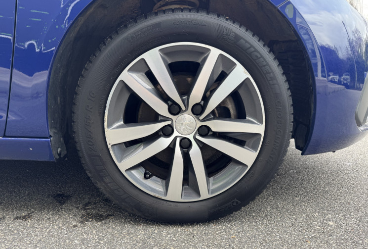 Peugeot 308 1.2 THP 130 ALLURE * GPS * CARPLAY * CAMERA * LED * DISTRI OK 12/2025