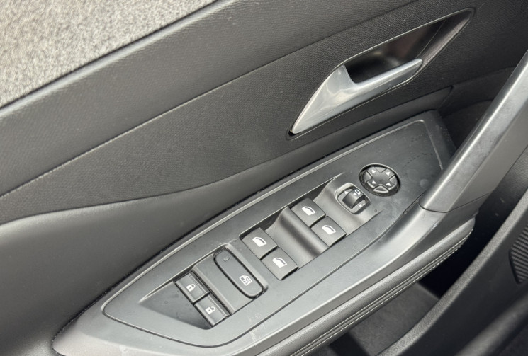 Peugeot 308 ALLURE Pack 1.5 HDI 130 EAT8 / Camera / Carplay / Lumière ambiance / FULL Entretien  