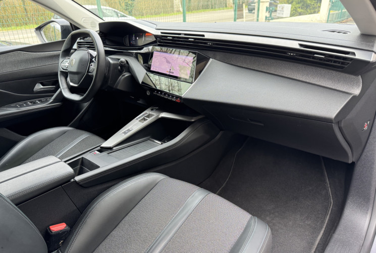 Peugeot 308 ALLURE Pack 1.5 HDI 130 EAT8 / Camera / Carplay / Lumière ambiance / FULL Entretien  