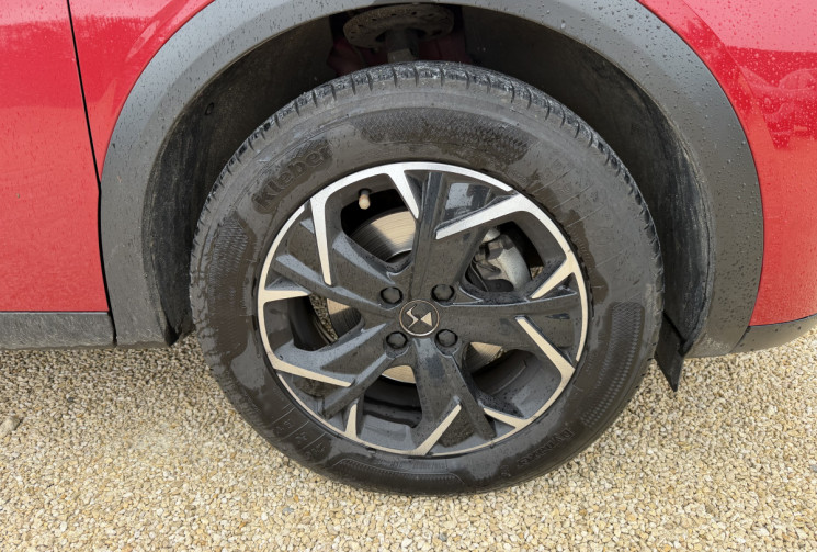 DS DS 3 PURETECH 130 EAT8 CONNECTED CHIC - DISTRIBUTION NEUVE