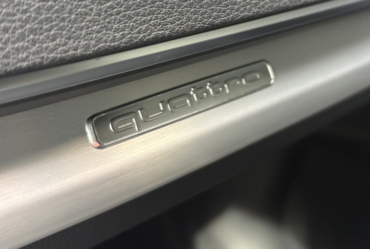 Audi Q5 S Line 40 TDI 204cv Mild Hybrid QUATTRO / Super état /  Sline 40TDI / Pack Black SQ5