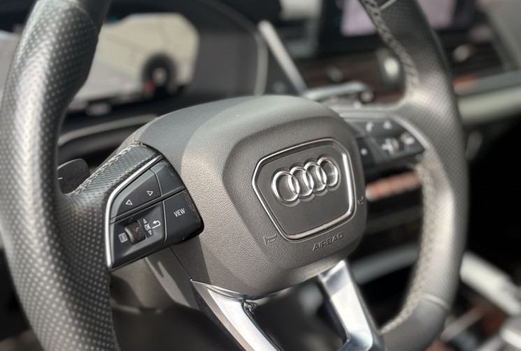 Audi Q5 S Line 40 TDI 204cv Mild Hybrid QUATTRO / Super état /  Sline 40TDI / Pack Black SQ5