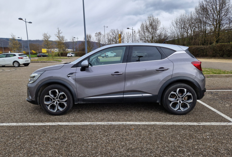 Renault Captur 1.3 TCe 140 Mild Hybrid Intens
