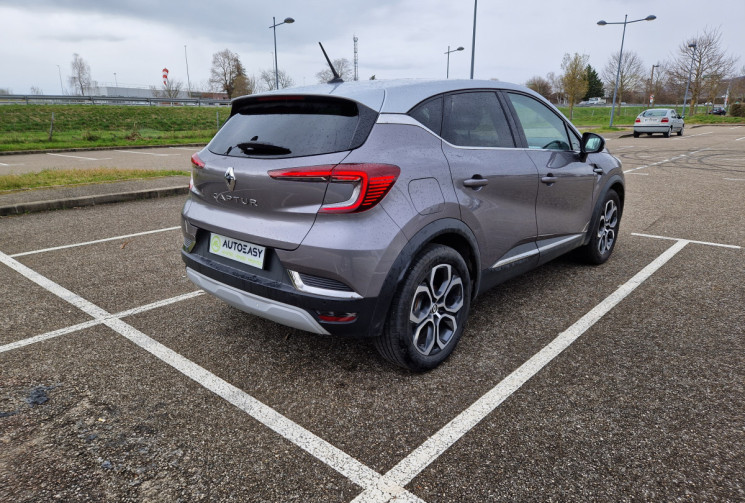 Renault Captur 1.3 TCe 140 Mild Hybrid Intens