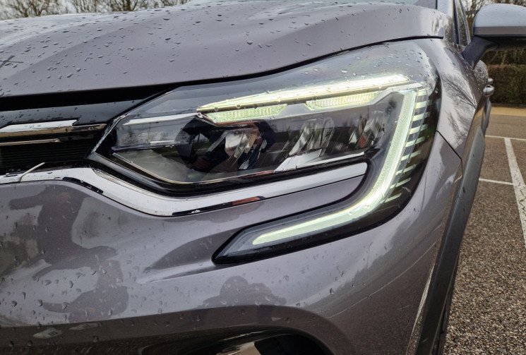 Renault Captur 1.3 TCe 140 Mild Hybrid Intens