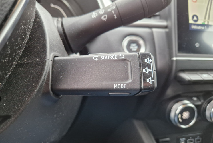 Renault Captur 1.3 TCe 140Ch Mild Hybrid Intens