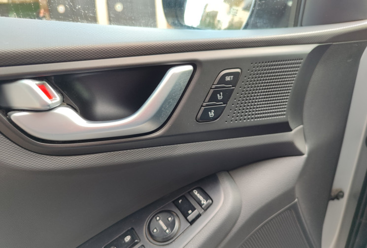 Hyundai Ioniq 1.6 GDi 141 hybrid DCT6 105 cv Executive