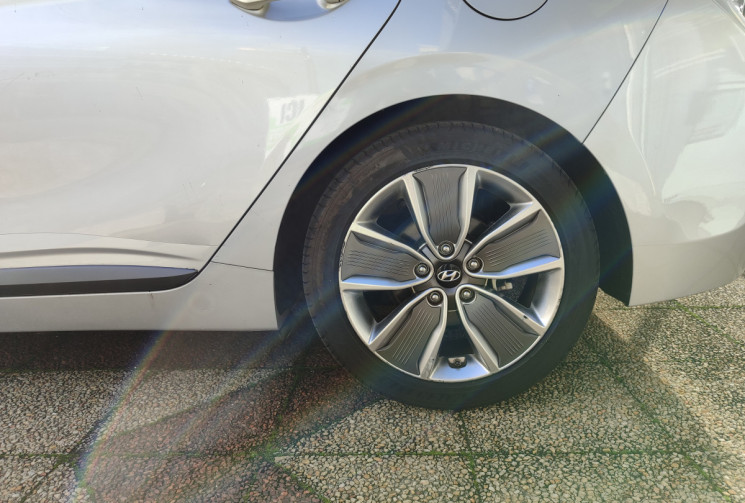 Hyundai Ioniq 1.6 GDi 141 hybrid DCT6 105 cv Executive