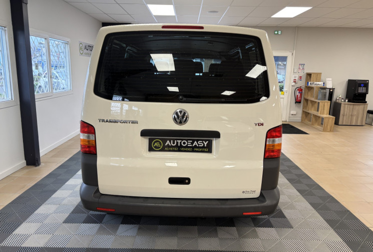 Volkswagen Transporter COMBI T5 2.5 TDI 130 / 9 PLACES