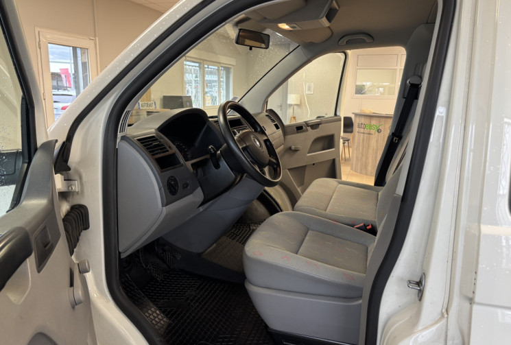Volkswagen Transporter COMBI T5 2.5 TDI 130 / 9 PLACES