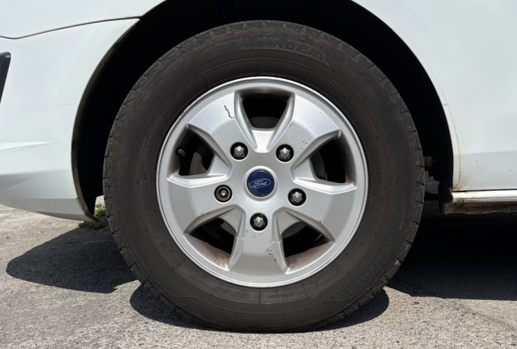 Ford TRANSIT CUSTOM KOMBI 2.0 ECOBLUE 130 TREND BUSINESS 8 places