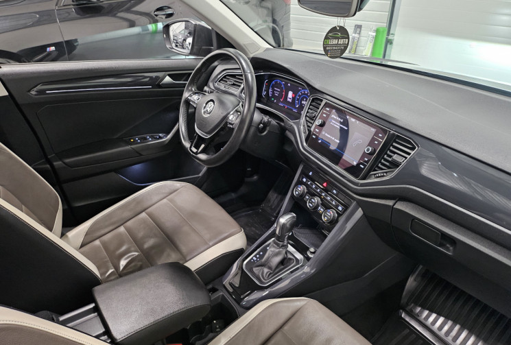 Volkswagen T-Roc 2.0 TDI DSG7 150 cv, Carat Exclusive / Toit Panoramique / CarPlay 