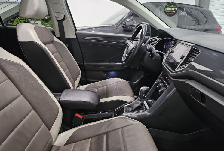 Volkswagen T-Roc 2.0 TDI DSG7 150 cv, Carat Exclusive / Toit Panoramique / CarPlay 