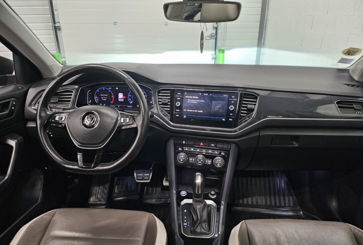 Volkswagen T-Roc 2.0 TDI DSG7 150 cv, Carat Exclusive / Toit Panoramique / CarPlay 