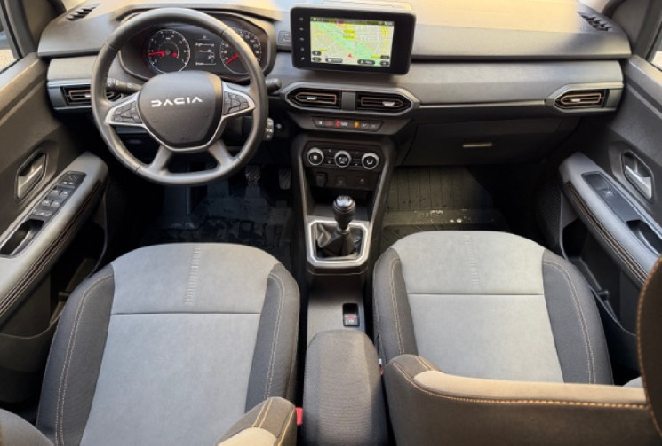 Dacia Sandero DACIA SANDERO TCE 110 STEPWAY EXTREME + / 1er MAIN / ETAT NEUF / CARPLAY / CAMERA /