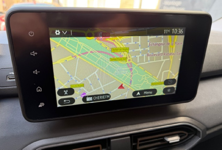 Dacia Sandero DACIA SANDERO TCE 110 STEPWAY EXTREME + / 1er MAIN / ETAT NEUF / CARPLAY / CAMERA /