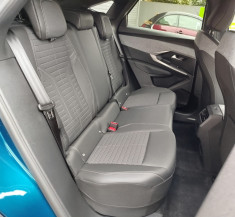 Peugeot 3008 III 1.2 Hybrid // ALLURE // e-DSC6 136 cv
