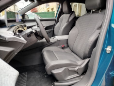 Peugeot 3008 III 1.2 Hybrid // ALLURE // e-DSC6 136 cv