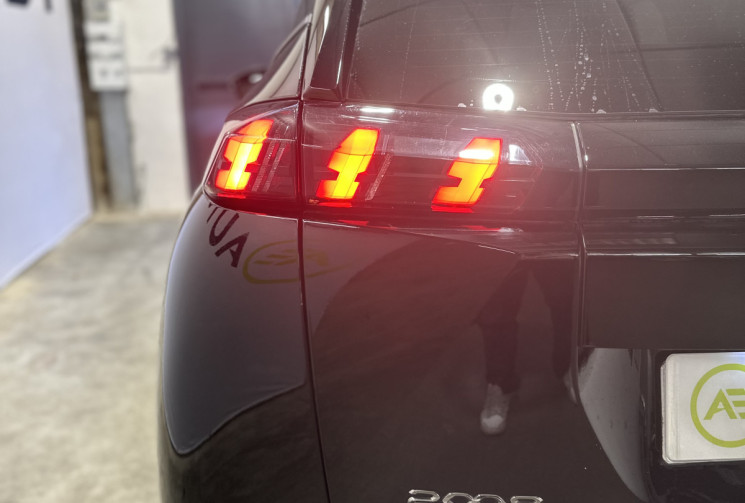 Peugeot 2008 1.5 BlueHdi 130 ch Allure Pack EAT8