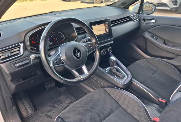 Renault CLIO V TCE 130 EDC INTENS