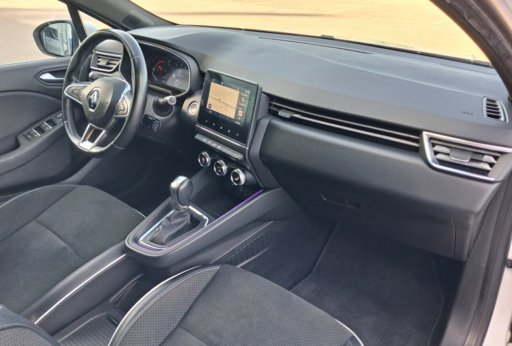 Renault CLIO V TCE 130 EDC INTENS