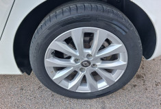 Renault CLIO V TCE 130 EDC INTENS