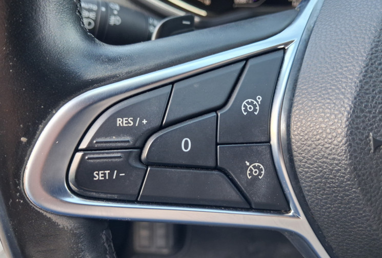 Renault CLIO V TCE 130 EDC INTENS