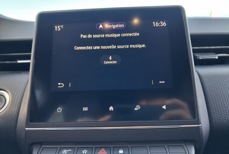 Renault CLIO V TCE 130 EDC INTENS