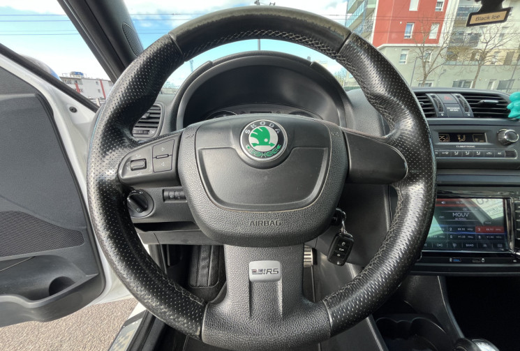 Skoda Fabia RS II Phase 2 1.4 TFSi  DSG7 180 cv Boîte auto