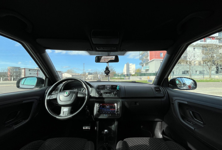 Skoda Fabia RS II Phase 2 1.4 TFSi  DSG7 180 cv Boîte auto