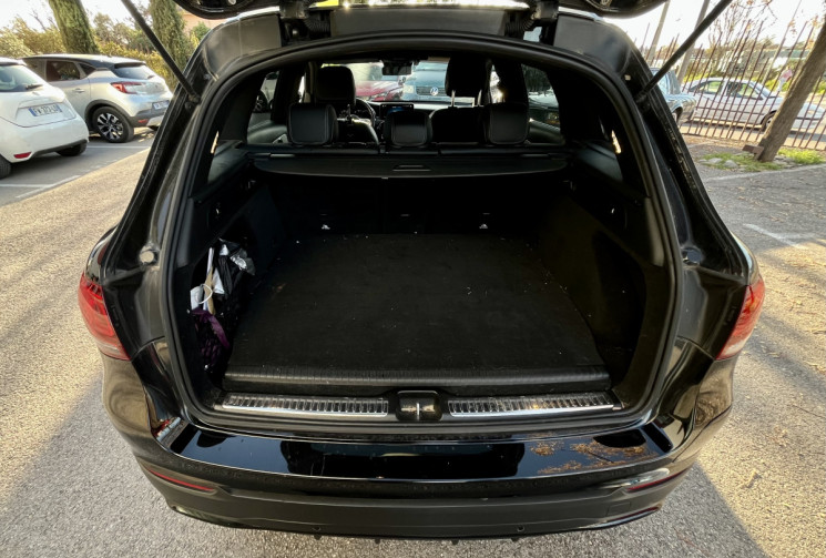 Mercedes GLC 300 e 211+122ch AMG Line 4Matic 9G-Tronic / 1°Main / Révisée 