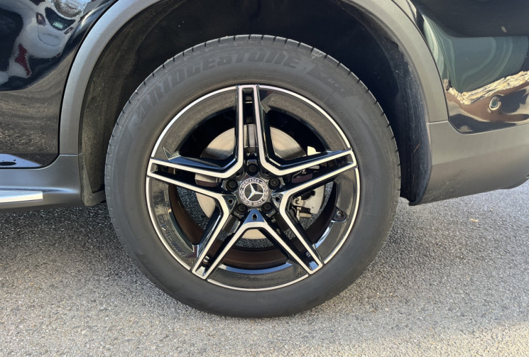Mercedes GLC 300 e 211+122ch AMG Line 4Matic 9G-Tronic / 1°Main / Révisée 